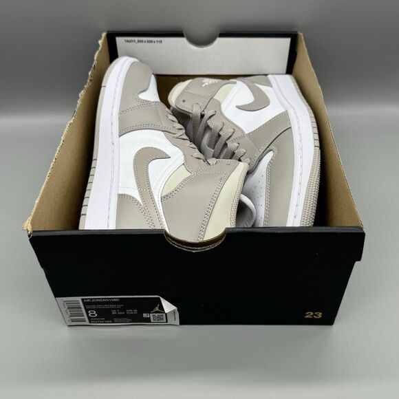 Nike Air Jordan 1 Mid Men's Size 8 College Grey Light Bone-White 554724-082 - Picture 11 of 12